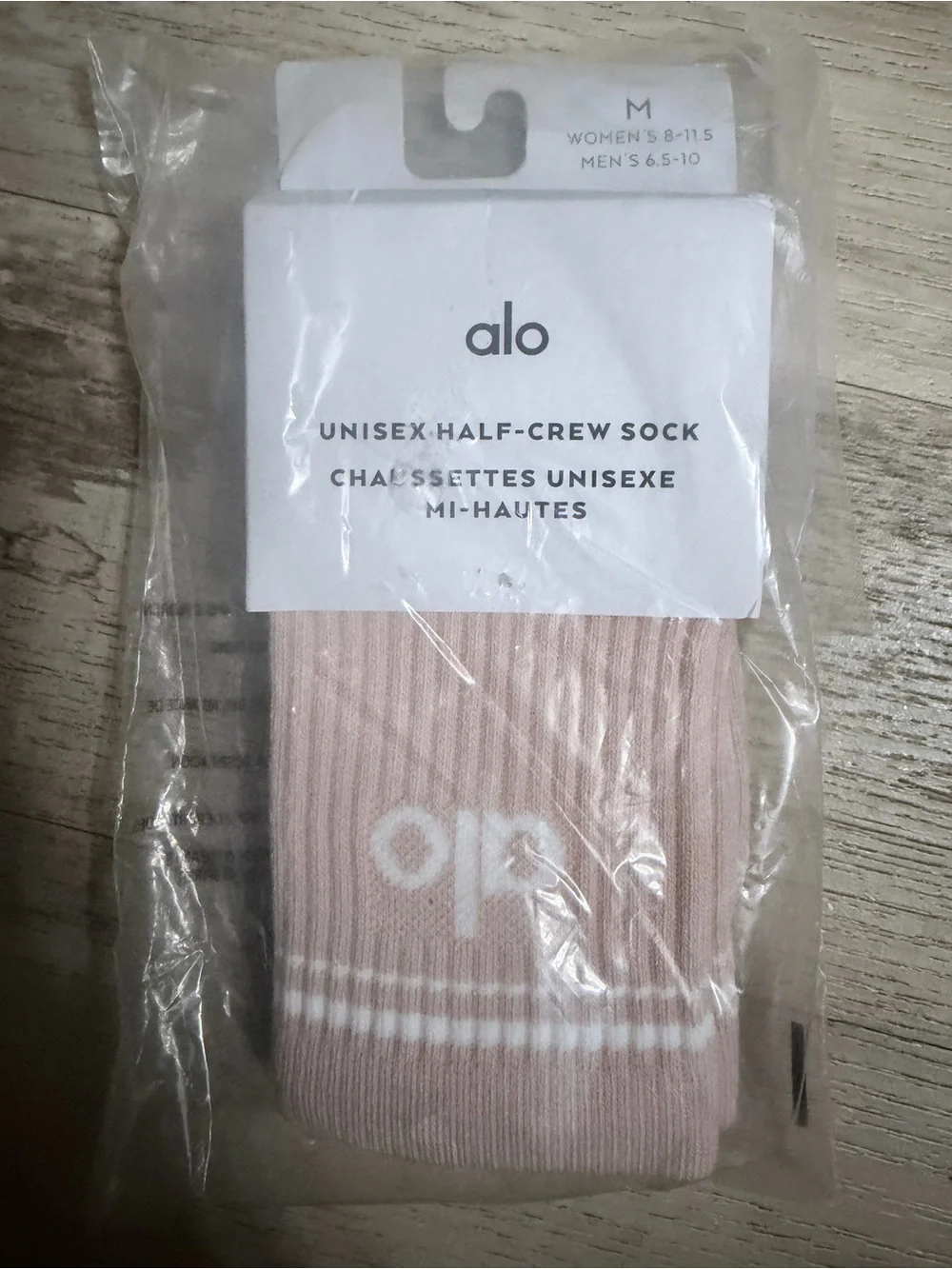 ALO Yoga Men's Half-Crew Athletic Socks in Light Pink with White Logo